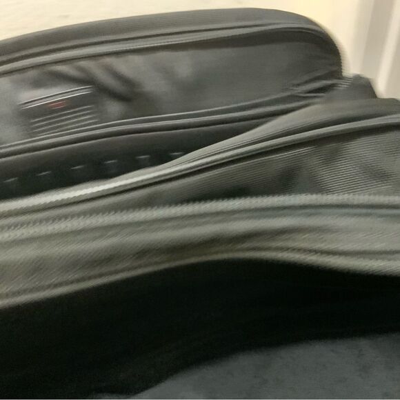 TUMI Black  alpha Ballistic expandable Laptop Business Briefcase - Picture 8 of 14